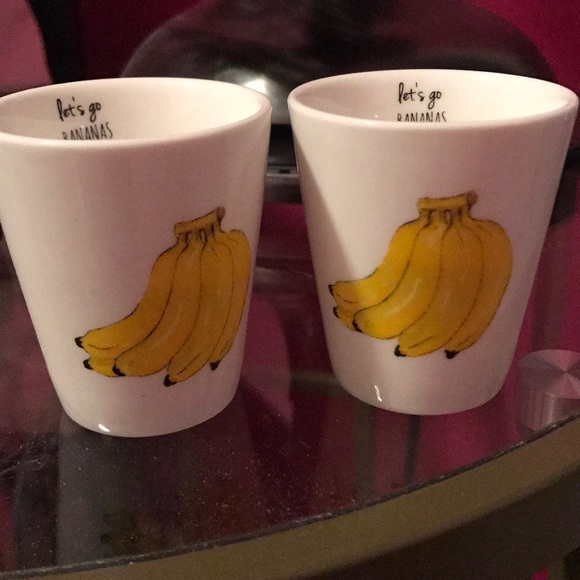Cute Bananas Glass Shot Glasses - Picture 4 of 4